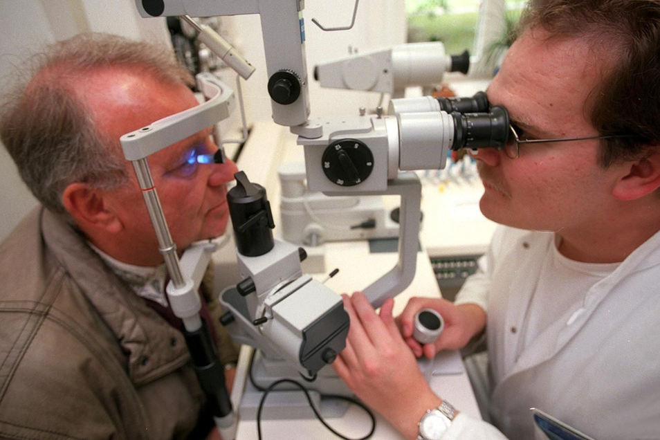 فحوصات العين قد تكشف عن أمراض أخرى - لبان